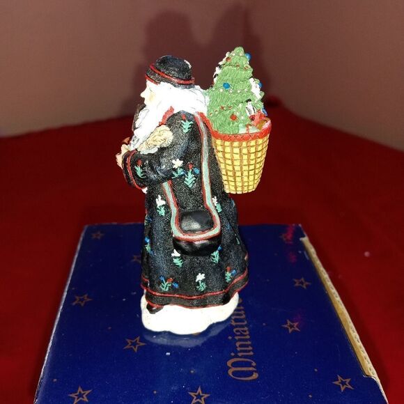 Pipka's Czechoslovakia Santa Limited Edition Miniature Figurine - Picture 3 of 10